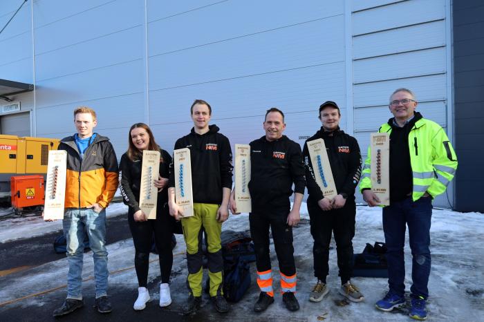 VINNERE: Fra venstre: Bjarne Vangberg (3. Plass lærling), Mathilde Flaten Husetuft (2. Plass lærling), Andreas Støfring (1. Plass lærling), Hans Petter Nilsen (2. Plass proff), Andreas Warberg-Mikkelborg (1. Plass proff) og Odd Leif Nyseth (3. Plass proff).